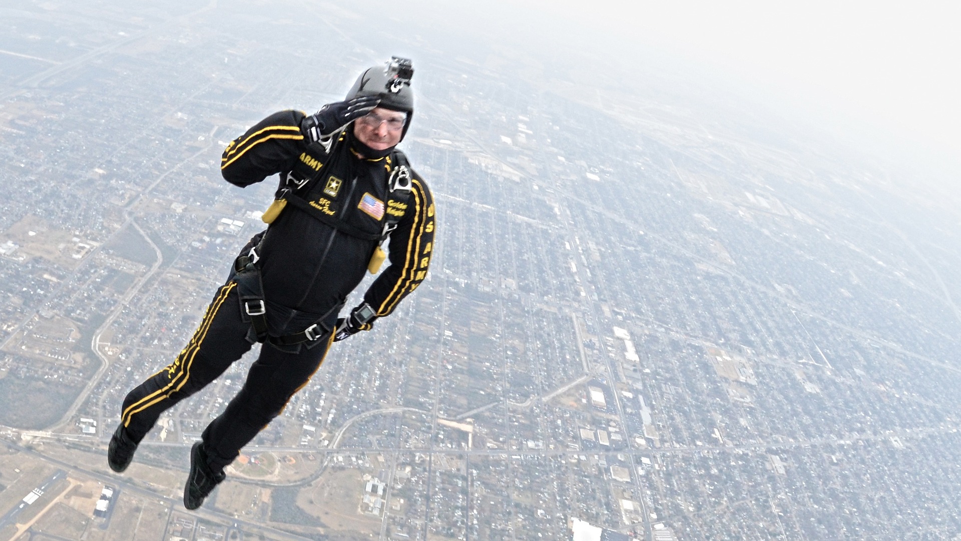 How Old Do You Have to Be to Skydive