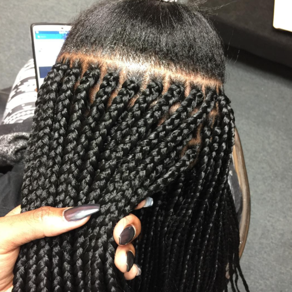 How to Do Knotless Braids With Curly Ends?