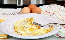 How to Make Over Easy Eggs